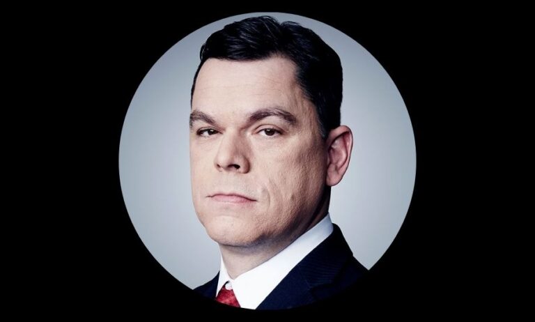 Who Is Stephen Collinson? – Biography, CNN Career and Political Background Stephen Collinson